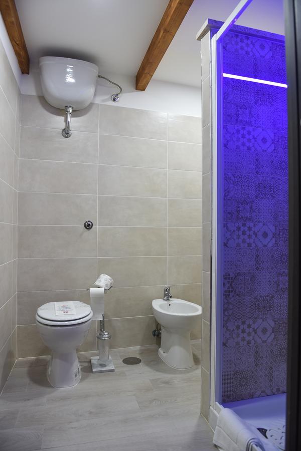 Famigi Bed & Breakfast Napoli Ngoại thất bức ảnh