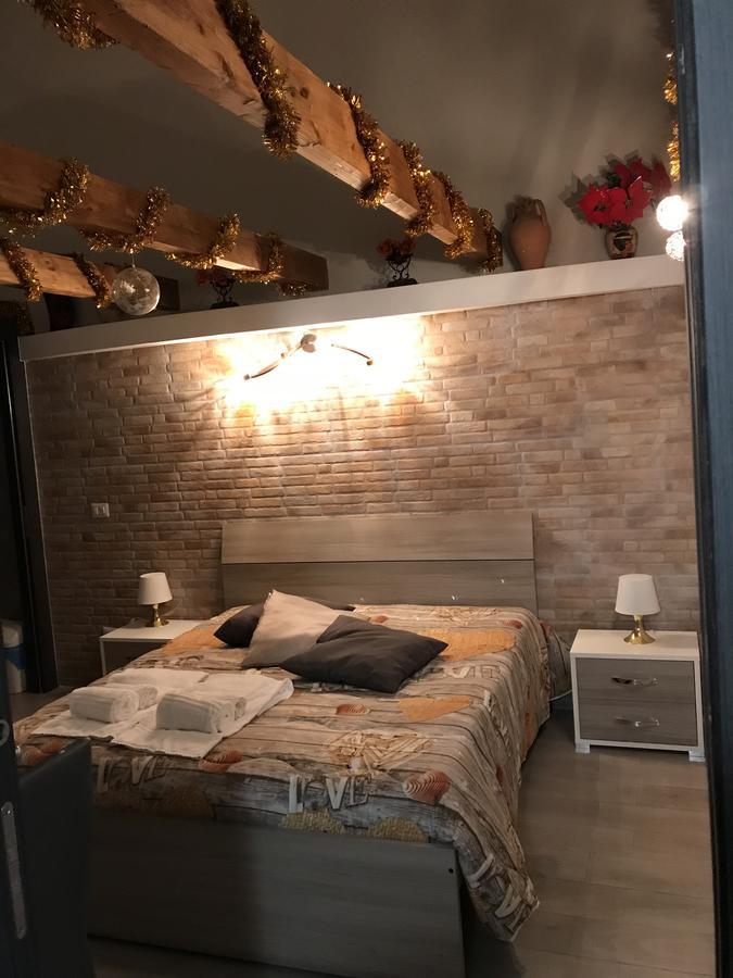 Famigi Bed & Breakfast Napoli Ngoại thất bức ảnh